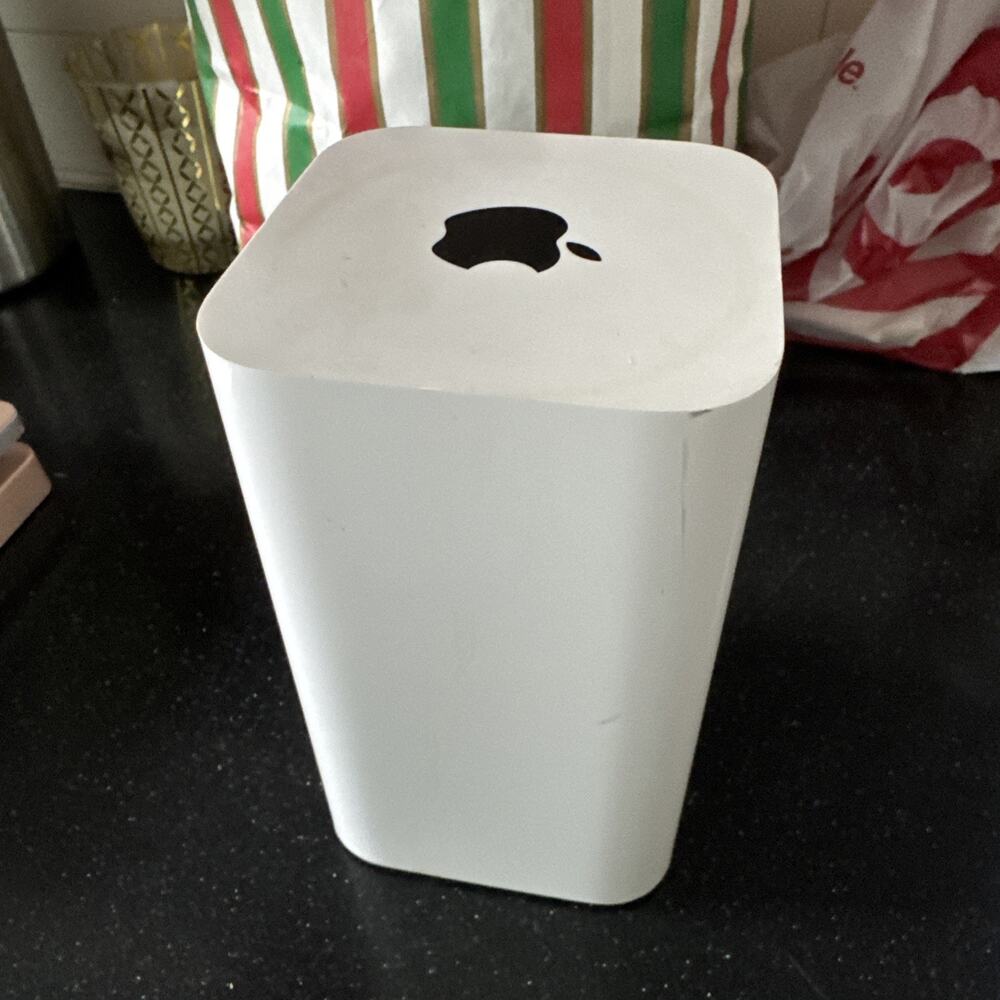 Apple A1521 AirPort Extreme Base Station Wireless Router Only Untested - Picture 6 of 7